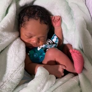 Meet your Posher, Deborah